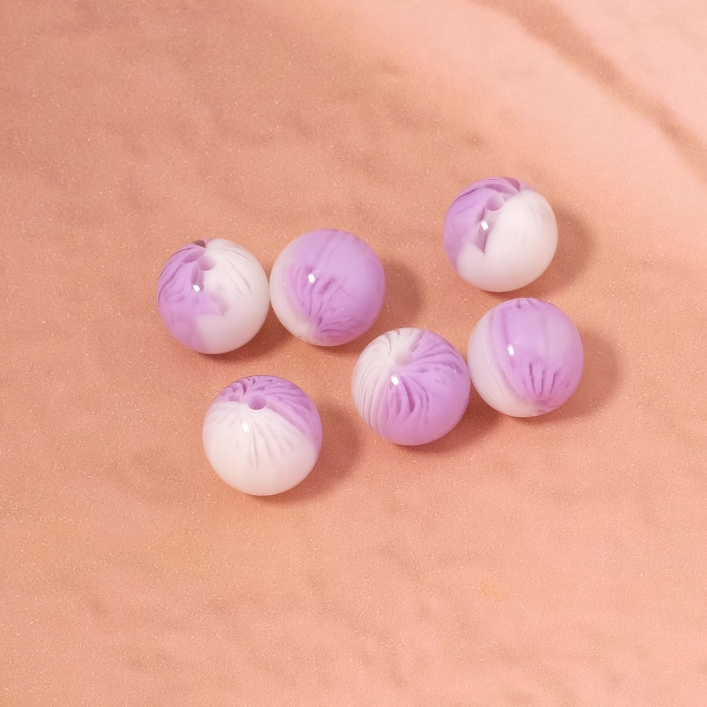 4 Perles rondes 12mm en acrylique violet blanc opaque