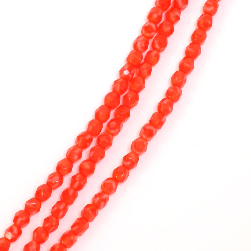 Fil de perles de Bohème rondes facettées orange effet marbré 4mm