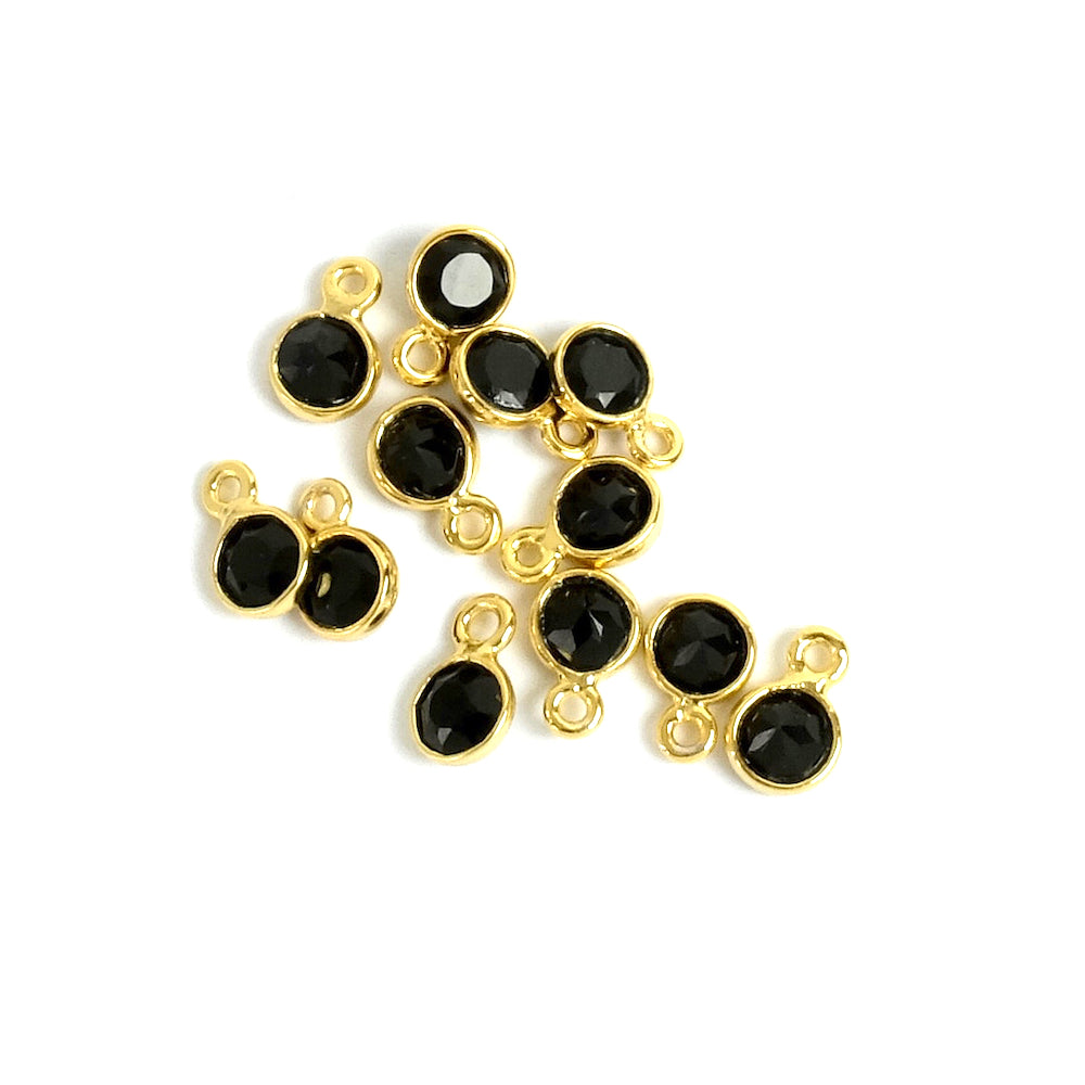 Pendentif sertis 4mm Onyx noire en laiton Doré à l'or fin 24K