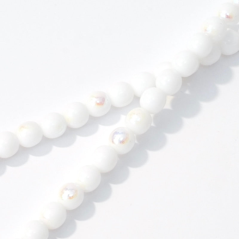 Fil de perles de Bohème rondes 6mm blanc opaque AB