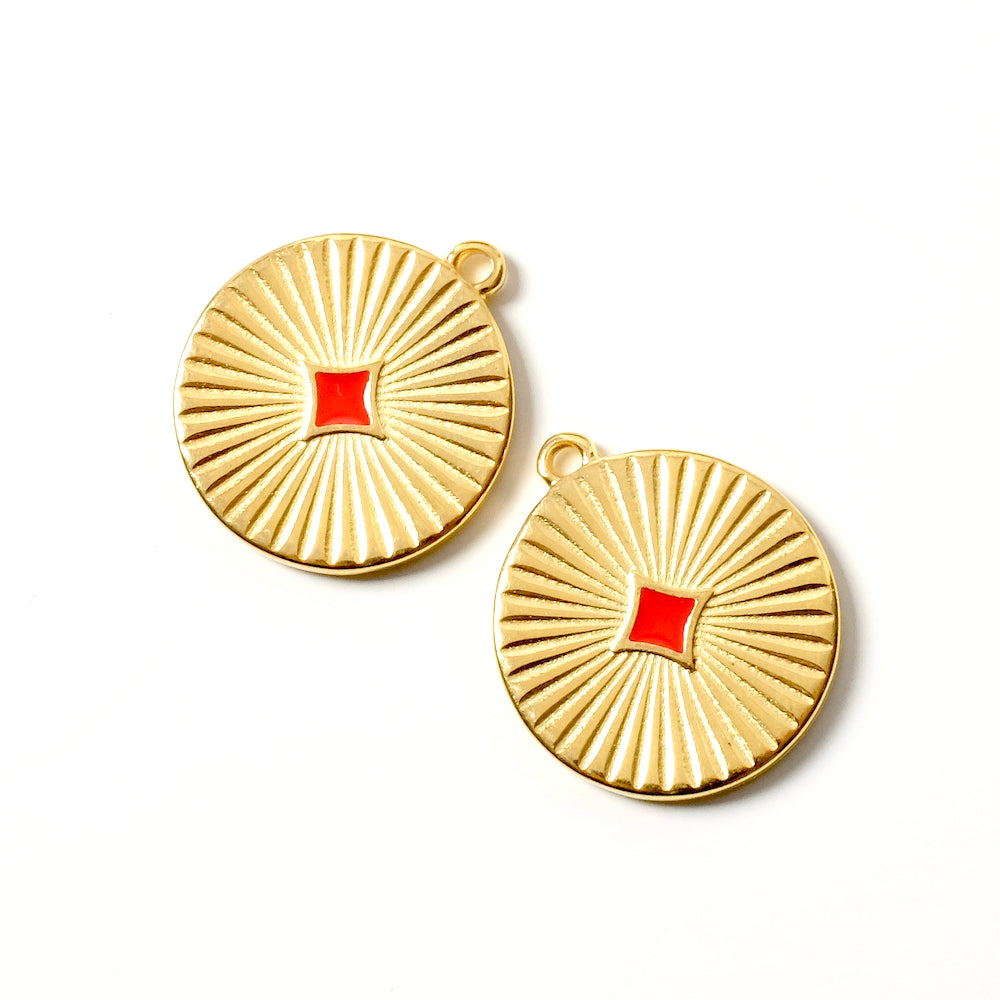 Pendentif rond émaillé Rouge en Zamak doré 24K