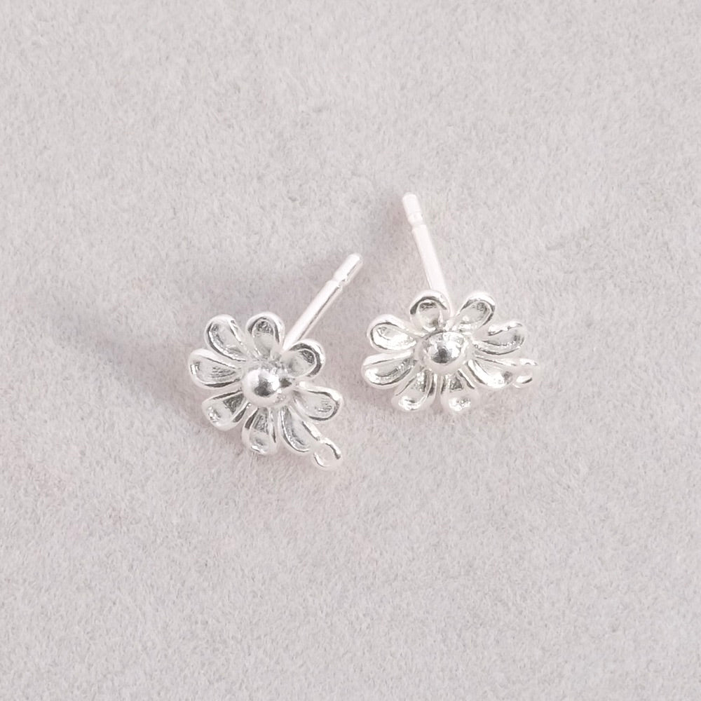 Boucles d'oreilles clous fleur pâquerettes en laiton Argenté 925 Premium, la paire